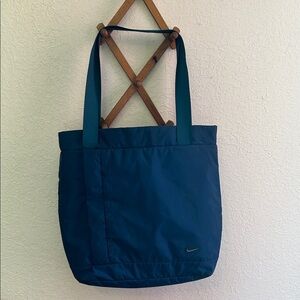 Nike Deep Blue Carryall Tote/Sports bag